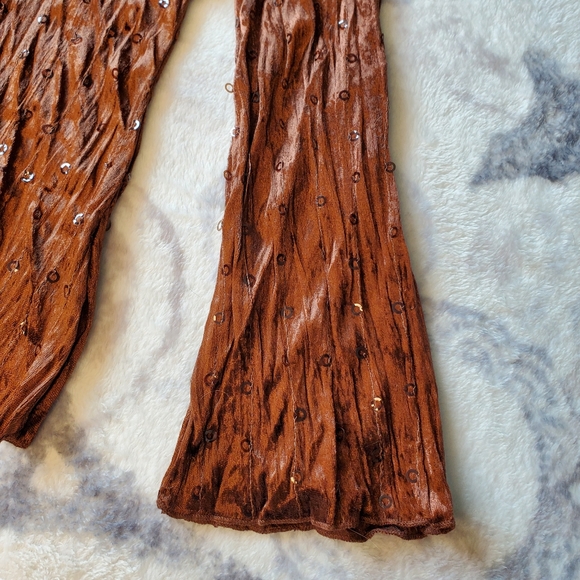 True Light Velour Top - Picture 6 of 14